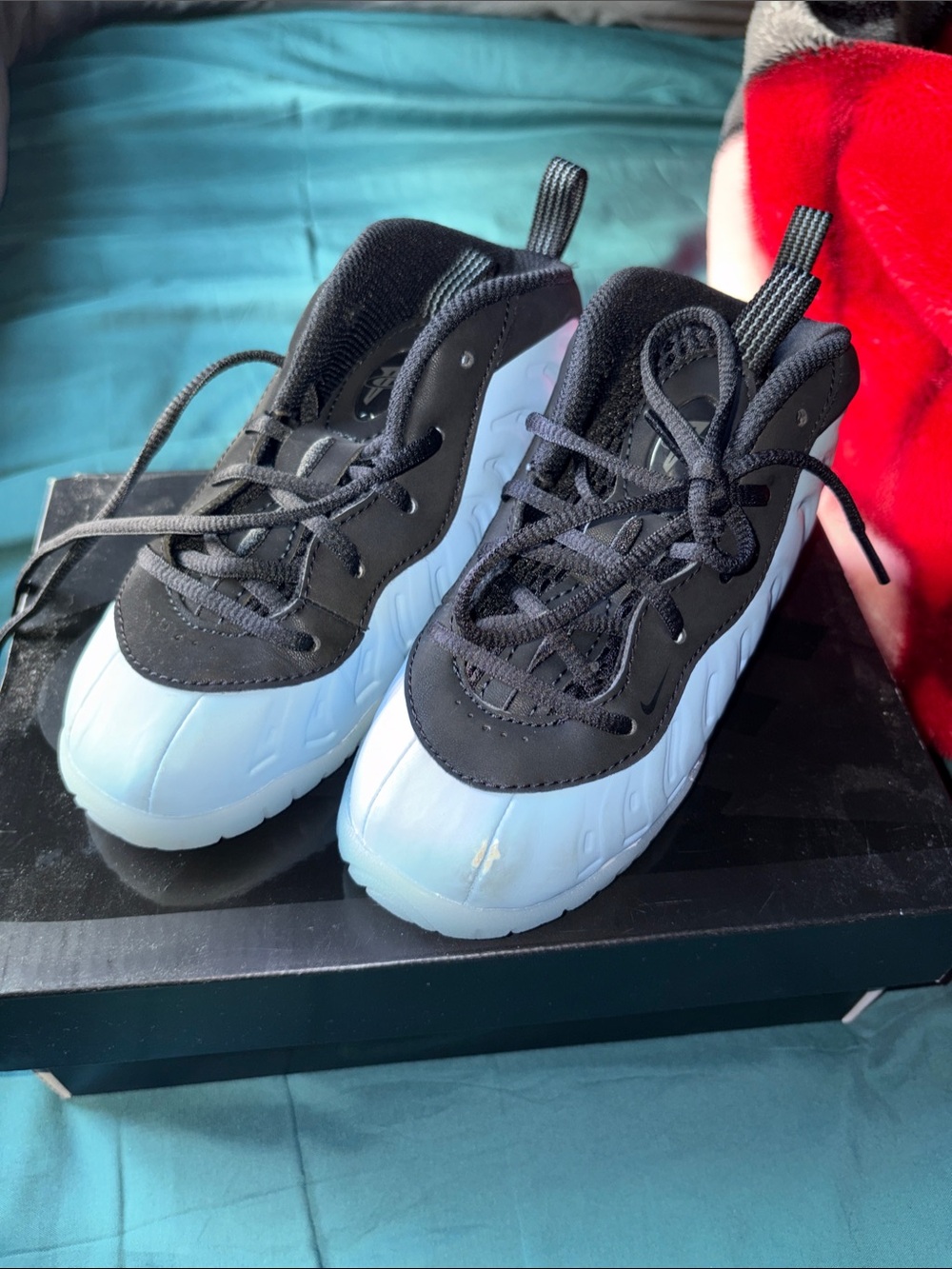 Nike Kids Black and Light Blue Sneakers